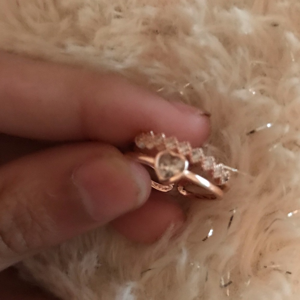 Ring - Picture 2 of 2